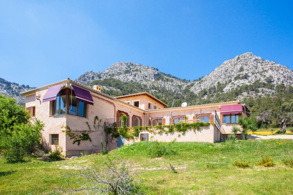  - Fantastisches Landhaus mit Panoramablick und Gästehaus von ca. 40m2 in Bunyola